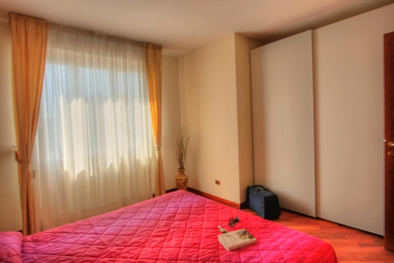Apartment Appartamento Elisabetta 100 Mq Con Vista Mare E Parcheggio Pietra Ligure